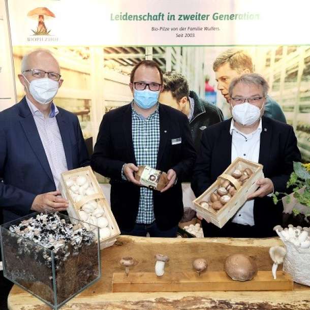 Naturland und Partner Messestand Bio Pilzhof auf der Messe BioNord 2021 in Hannover