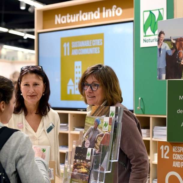 Naturland und Partner Infotheke auf der Messe Biofach 2018 in Nürnberg